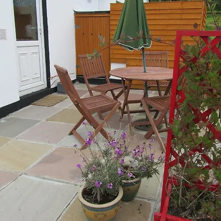 Fuchsia - Connemara Self Catering *